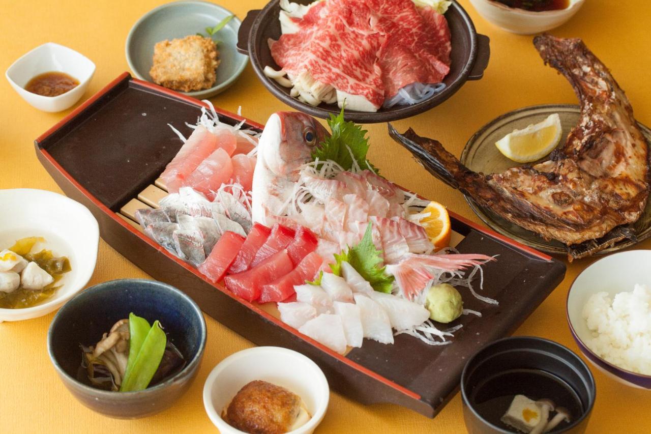 Wakatake Hotel Katsuura  Ngoại thất bức ảnh
